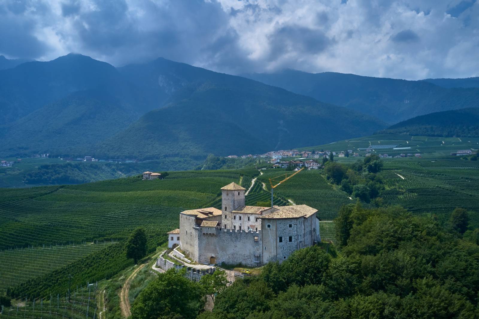 castel Belasi (2)